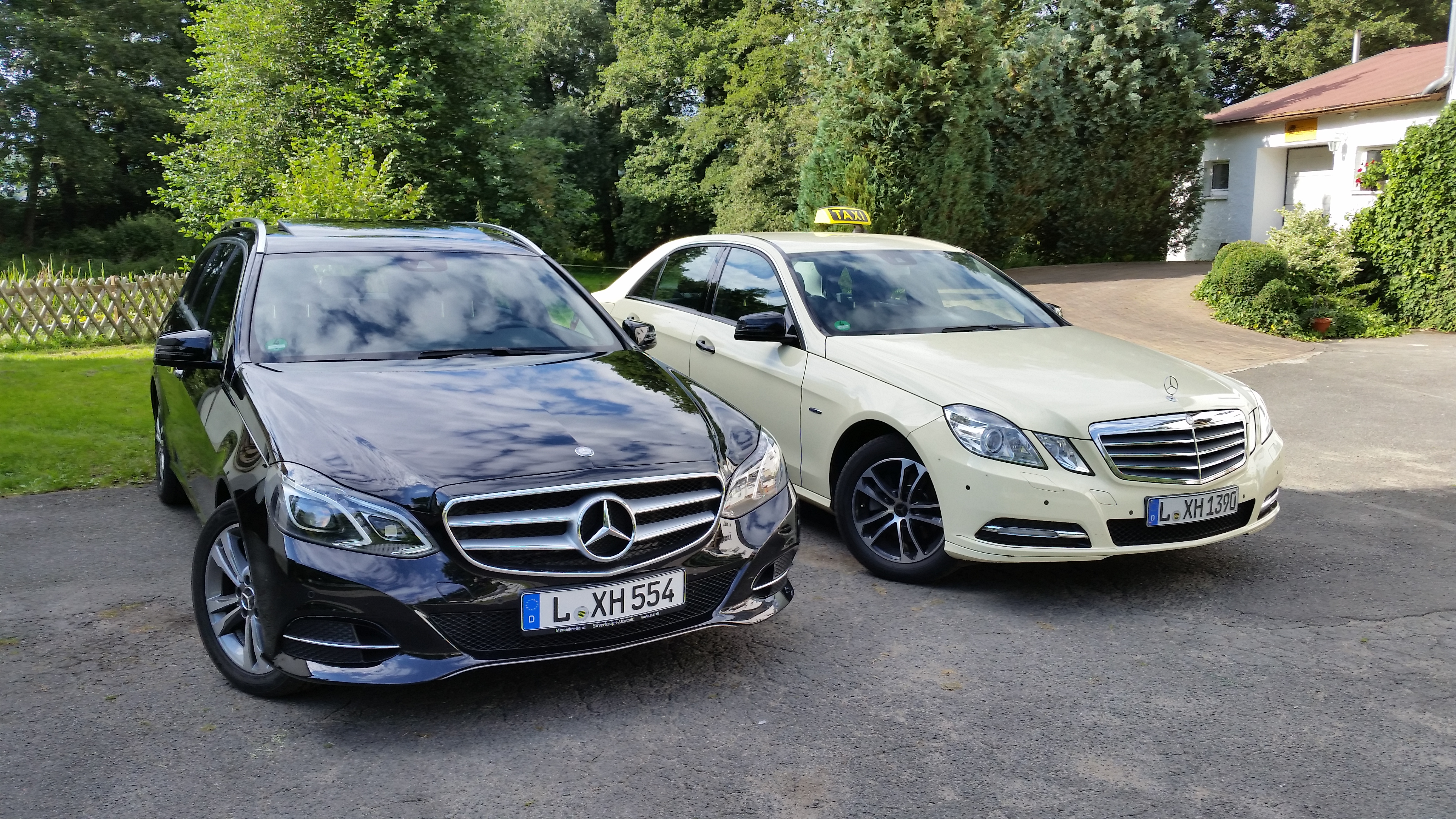 Mercedes-Benz-Limousinen von Taxi Heiles